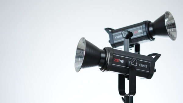 ZSYB Y300S 300W Bi-Color COB LED Video Light with Reflector – Bowens Mount Studio Light